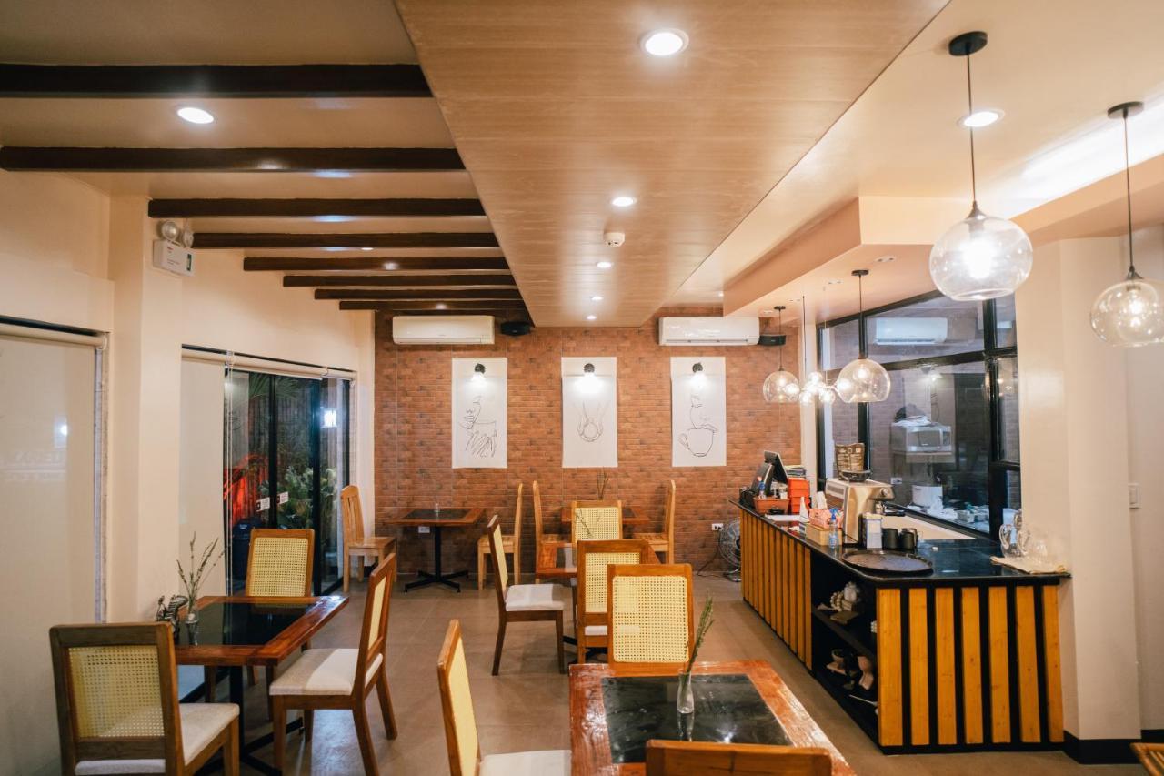 Marieli Suites Near Panglao International Airport Екстериор снимка