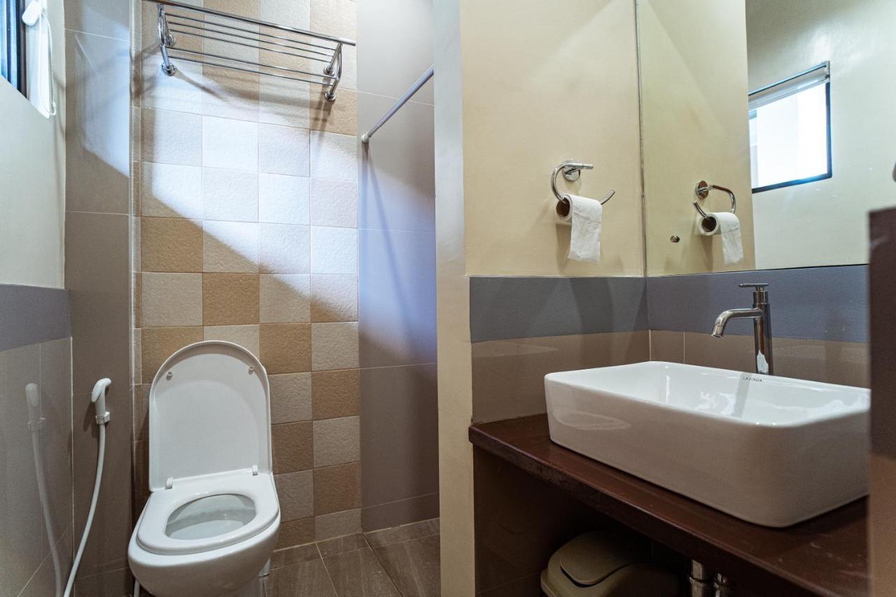 Marieli Suites Near Panglao International Airport Екстериор снимка