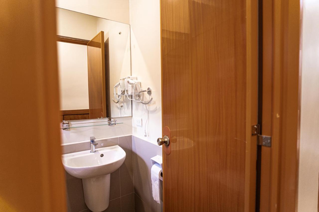 Marieli Suites Near Panglao International Airport Екстериор снимка