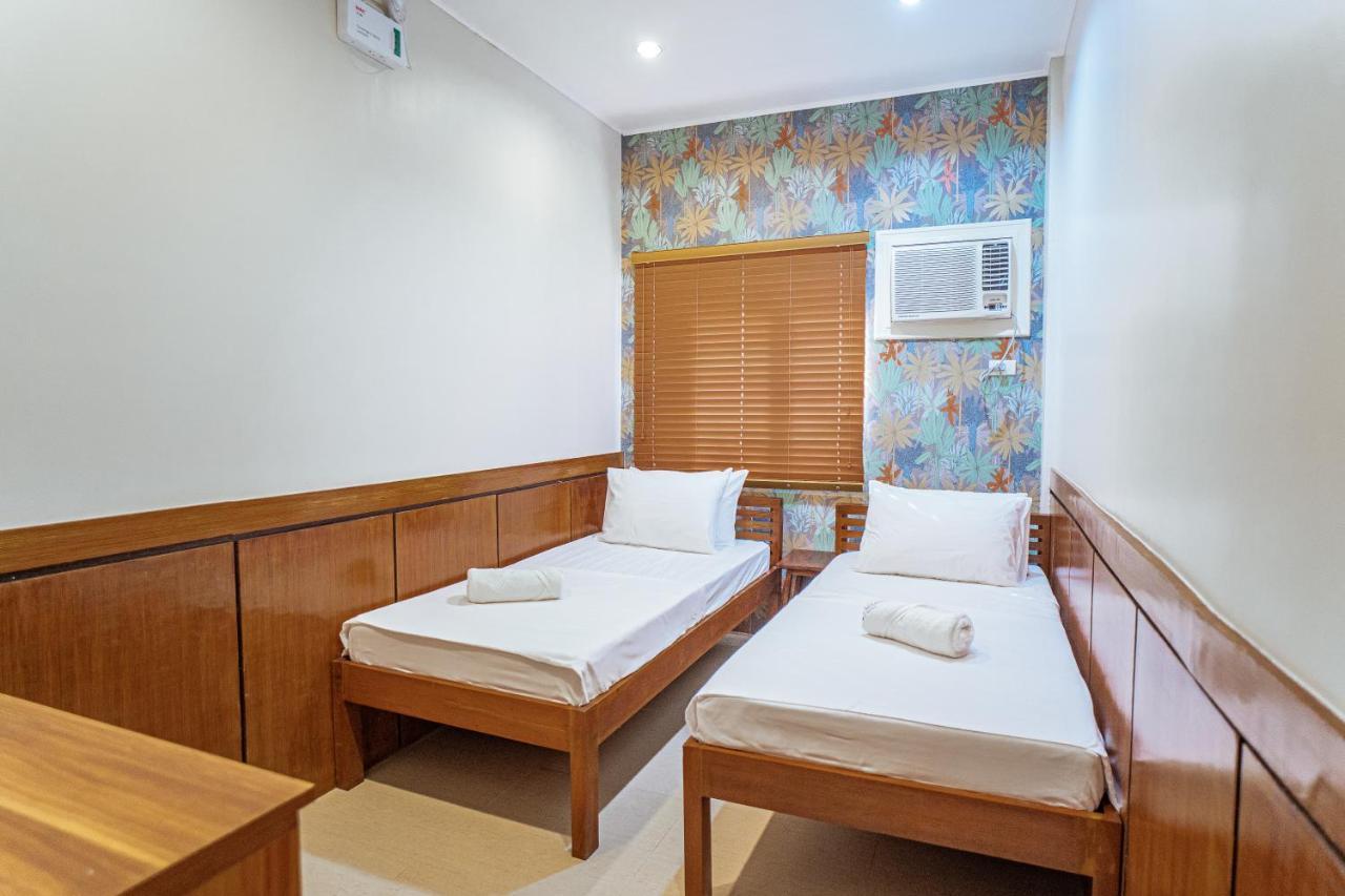 Marieli Suites Near Panglao International Airport Екстериор снимка