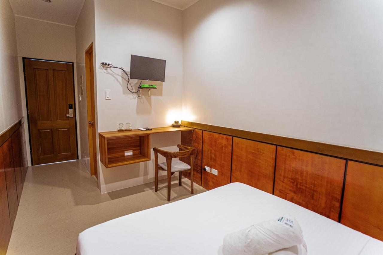 Marieli Suites Near Panglao International Airport Екстериор снимка